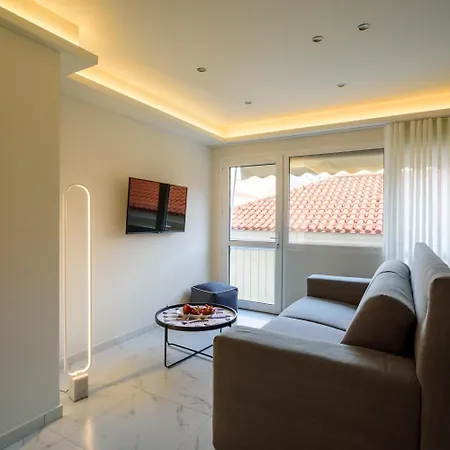 Apartment Ermou Street *